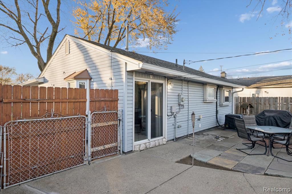 6037 William Street, Taylor, MI 48180 — Photo 30