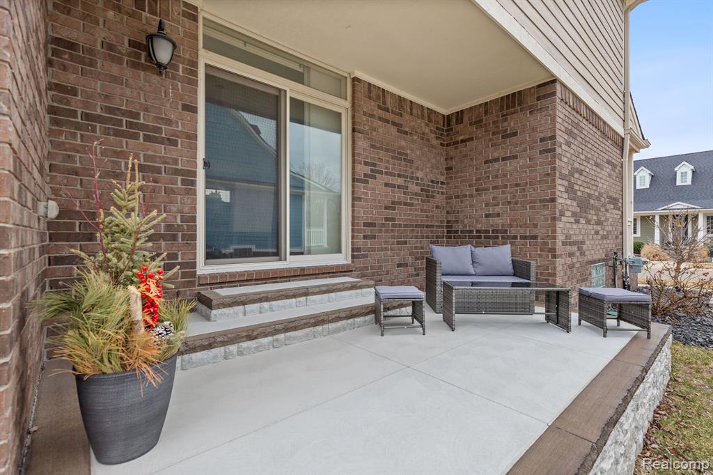 49751 GOLDEN PARK Drive, Shelby Twp, MI 48315 — Photo 5