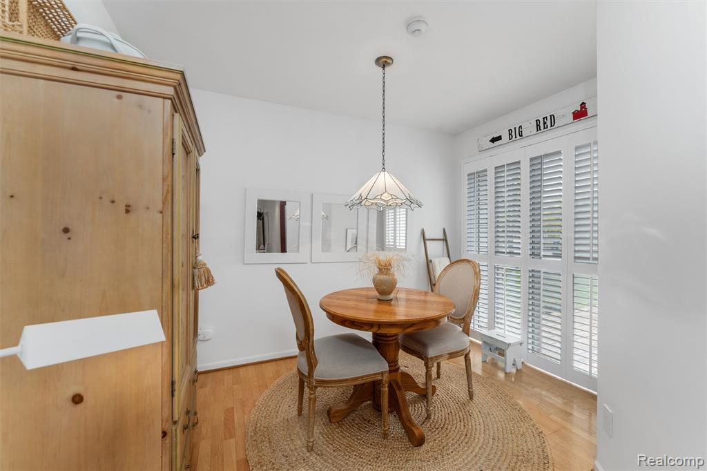 44500 Meadowcreek Lane, Canton, MI 48187 — Photo 9