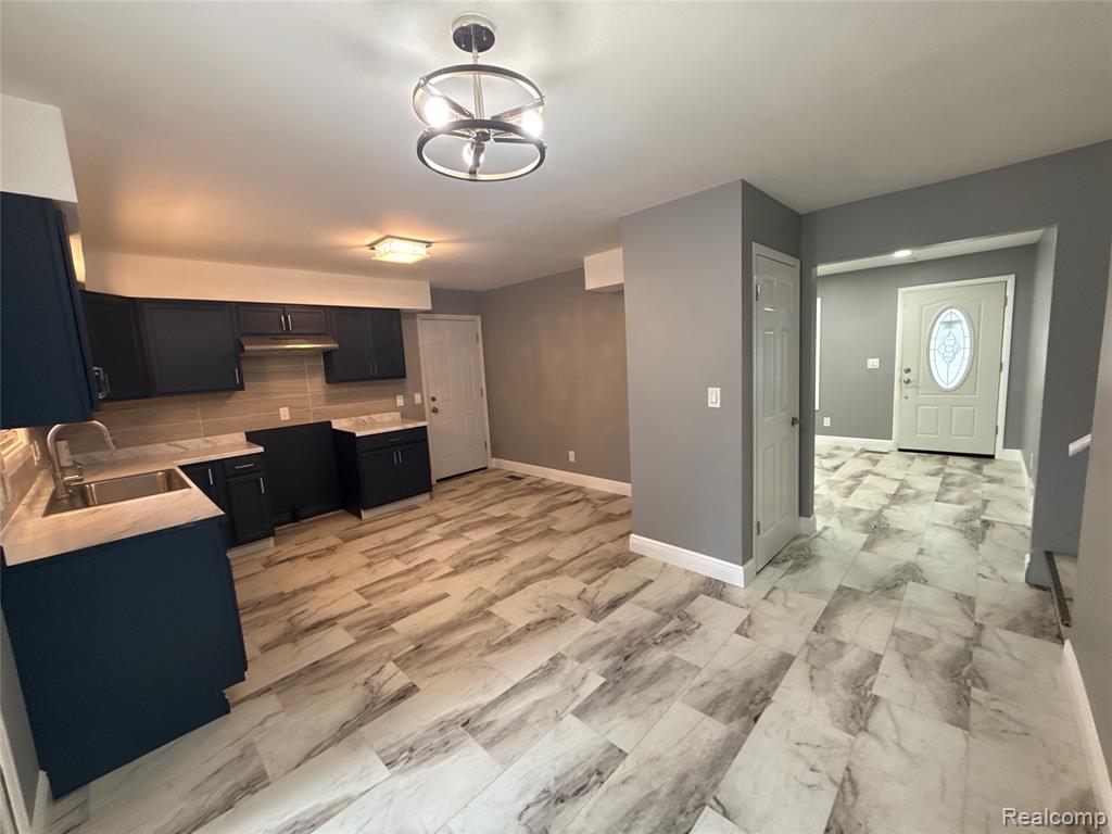 3308 Spring Valley Drive, Flint, MI 48504 — Photo 5