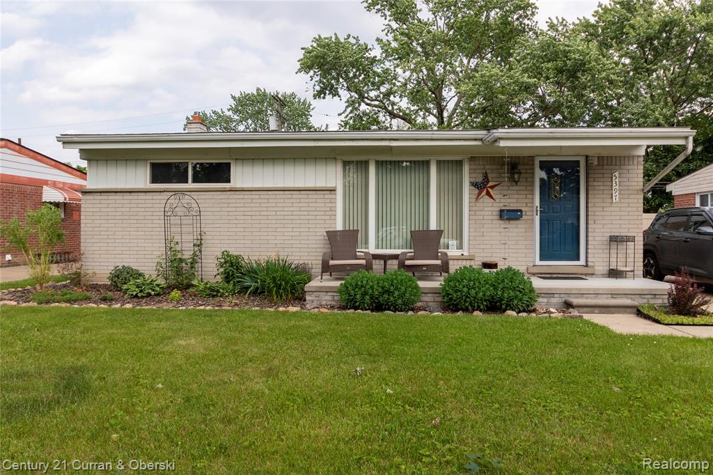 5397 Vivian Street, Dearborn Heights, MI 48125 — Photo 2