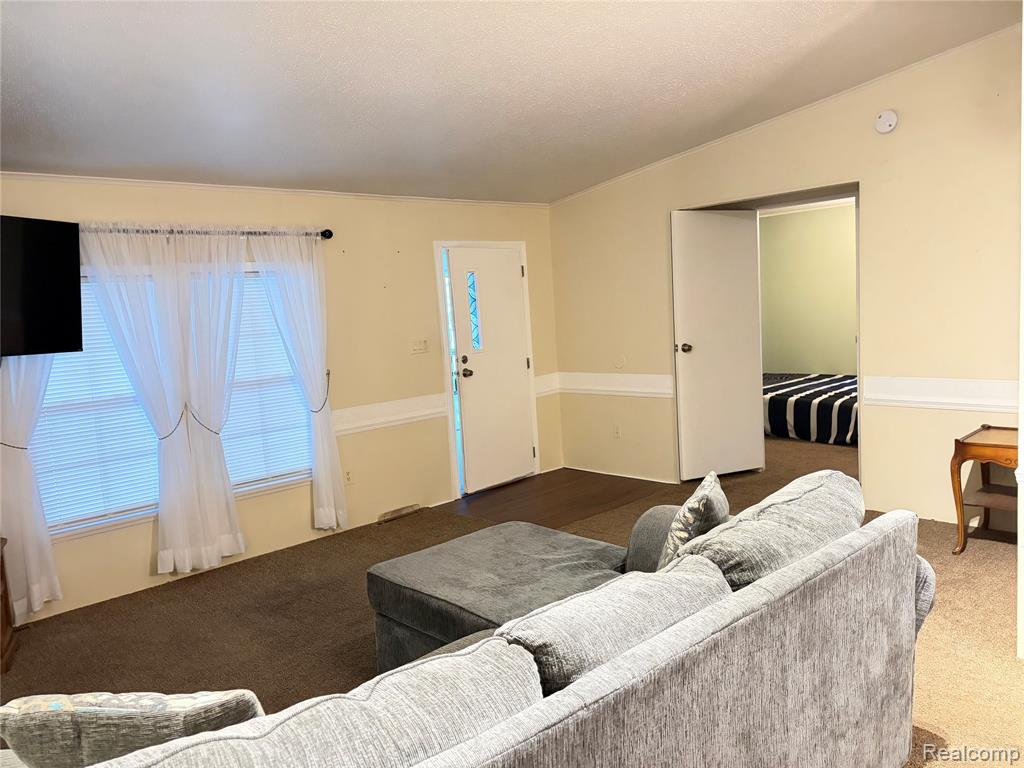 51 Green Valley Rd, Flint, MI 48506 — Photo 5