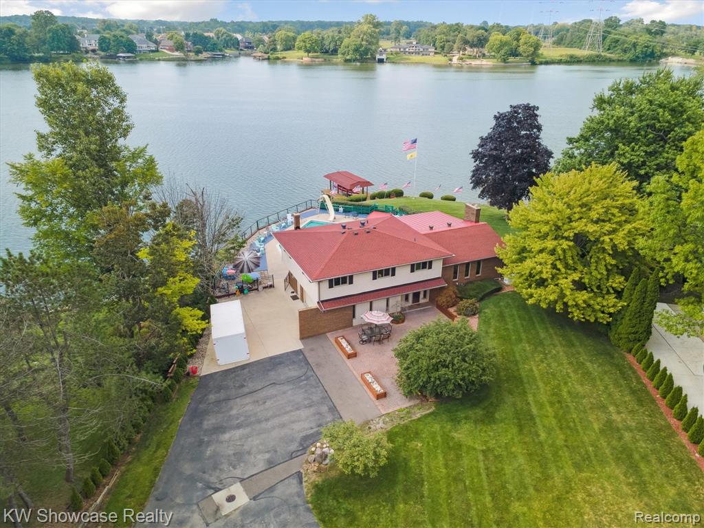 42494 E Huron River Drive, Belleville, MI 48111 — Photo 50