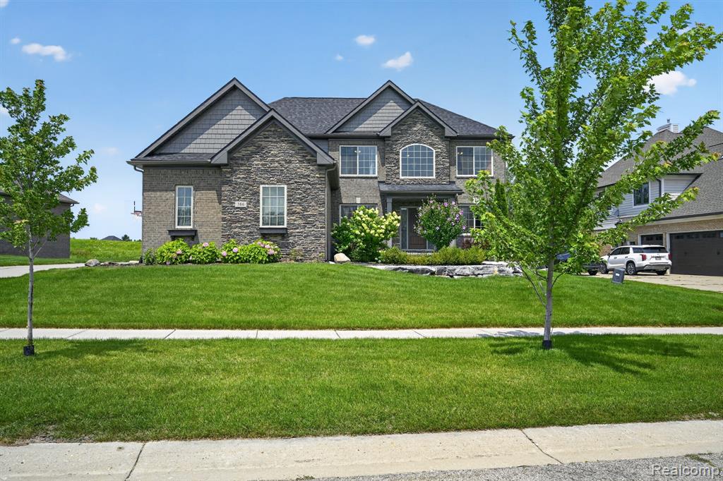 386 Overlook Drive, Oxford, MI 48371