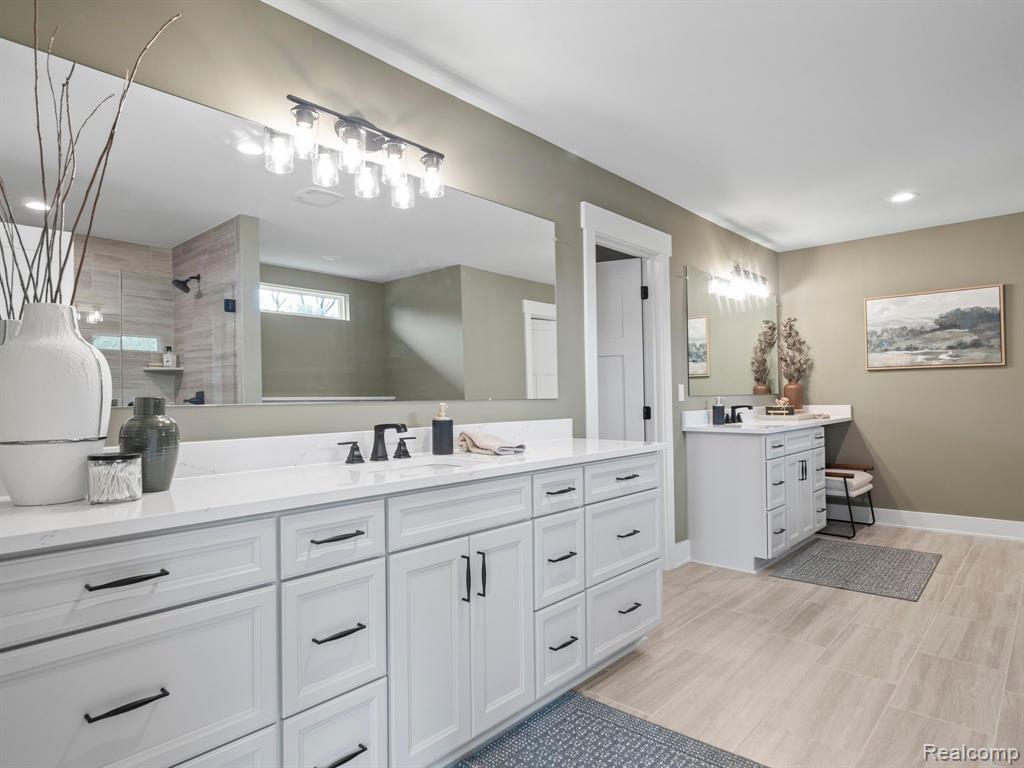 57762 Belfield Court, South Lyon, MI 48178 — Photo 13