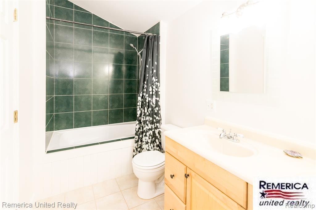9852 Southlawn Circle, Jerome, MI 49249 — Photo 39
