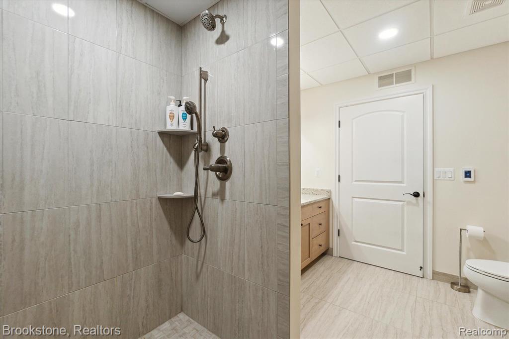 67222 Greystone Court, Washington, MI 48095 — Photo 46