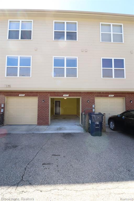 15652 STONE CROSSING Drive, Southfield, MI 48075 — Photo 22