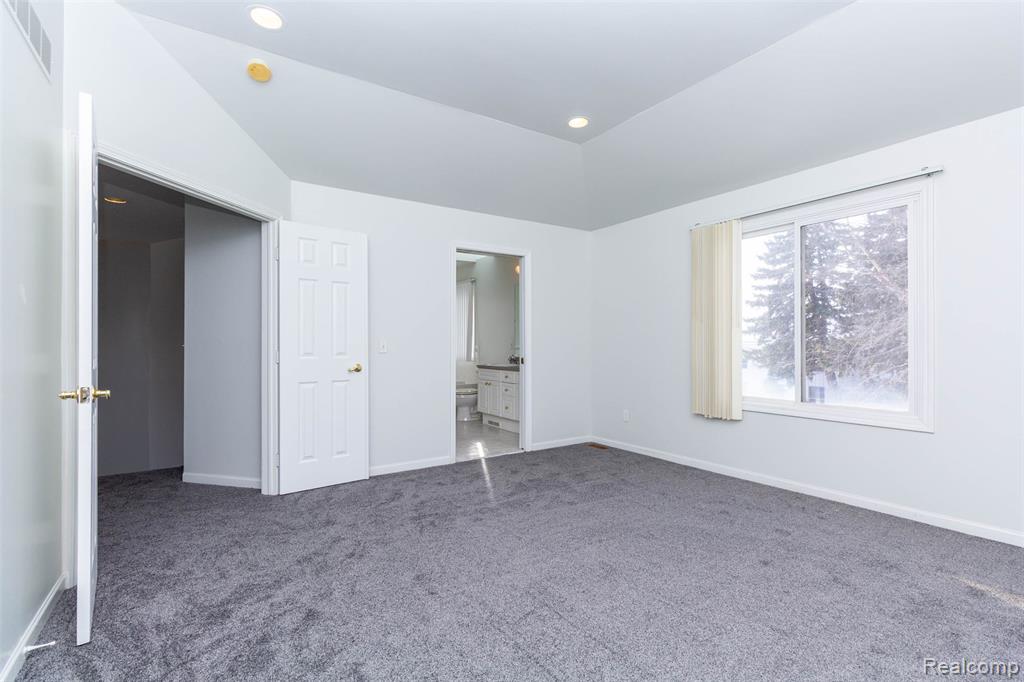40945 Justin Drive, Sterling Heights, MI 48310 — Photo 21