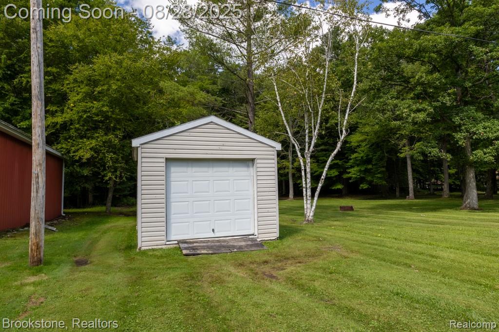 2042 Werner Road, Columbus, MI — Photo 27