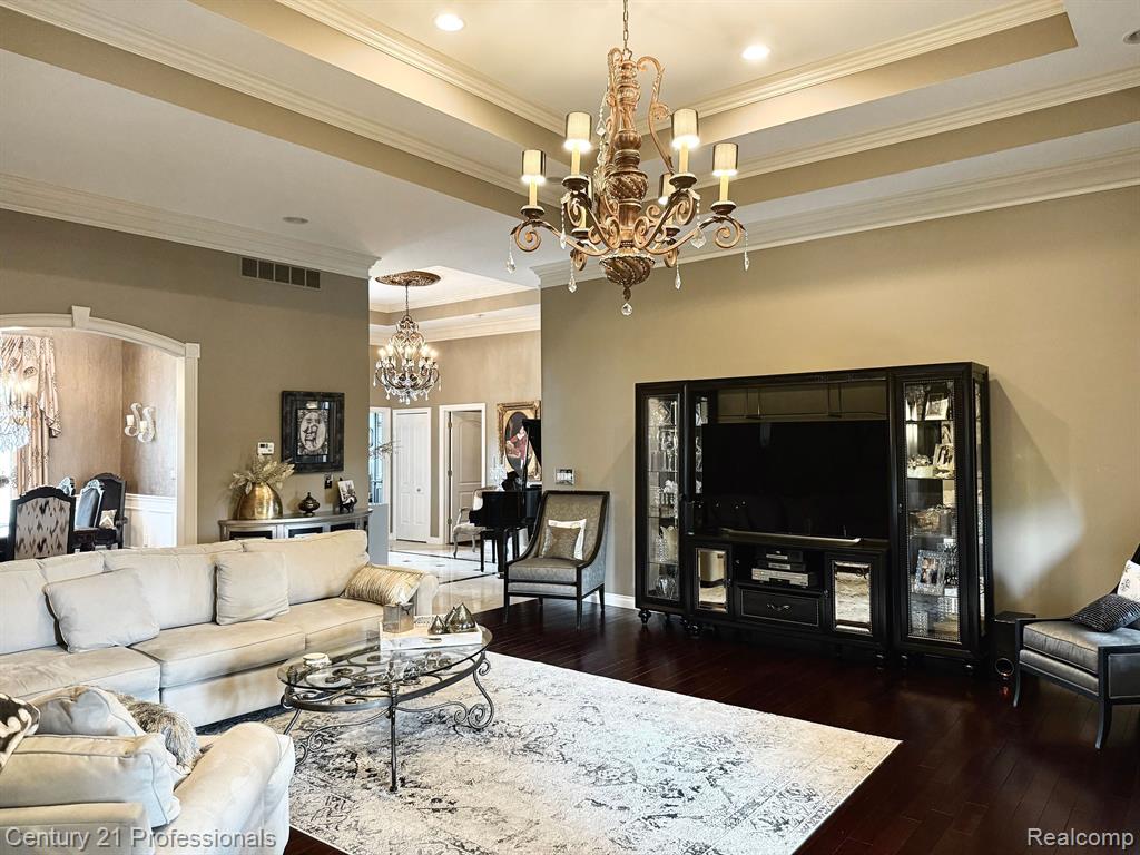 8814 PRESTWICK Lane, Washington, MI 48095 — Photo 11