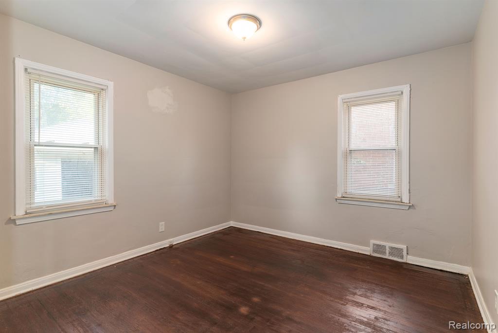 15486 FAIRMOUNT Drive, Detroit, MI 48205 — Photo 16