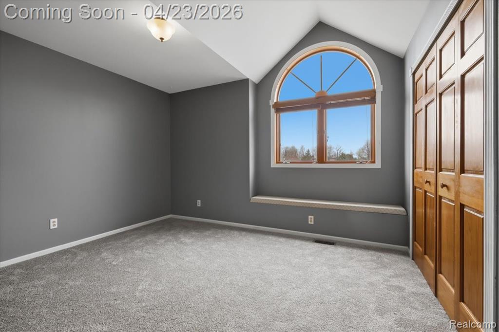 2309 Wood Creek Court, Burton, MI 48519 — Photo 23