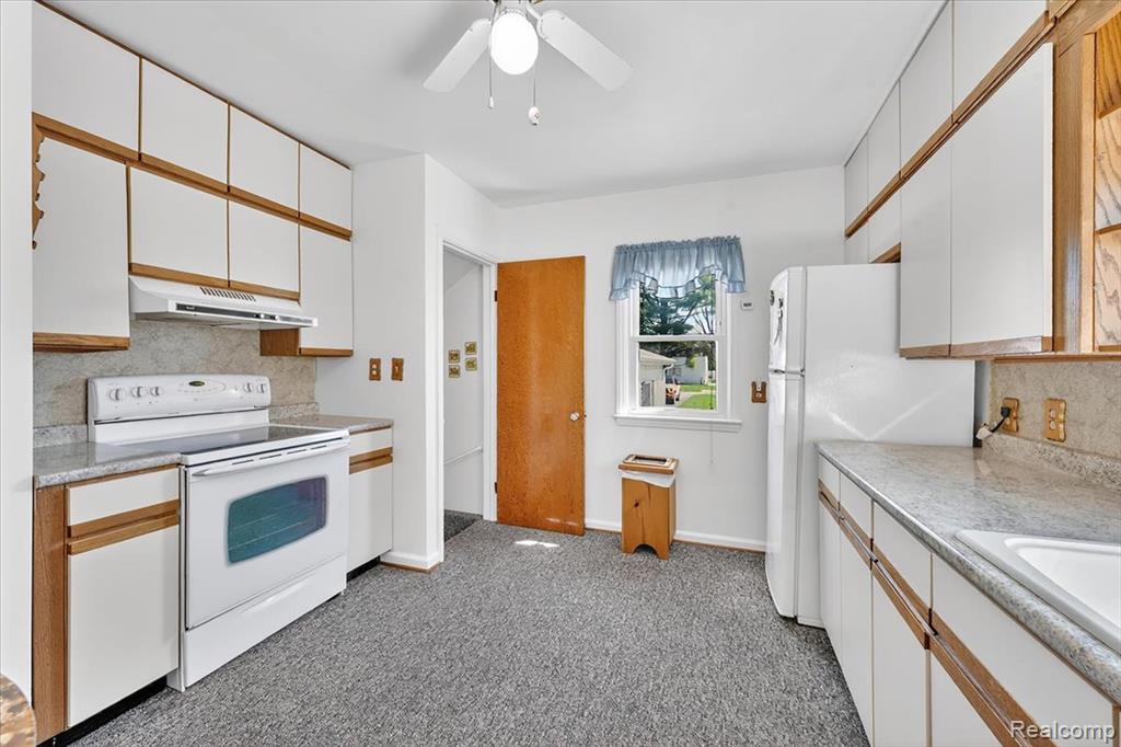 330 N Main Street, Imlay City, MI 48444 — Photo 11