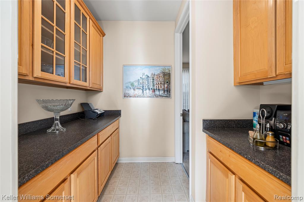 41659 Touchstone Drive, Sterling Heights, MI 48314 — Photo 10