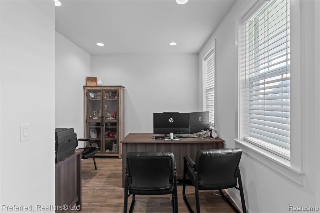 50800 MAYWOOD, Canton, MI 48188 — Photo 17
