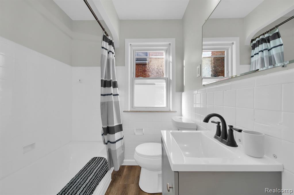 8550 W OUTER Drive, Detroit, MI 48219 — Photo 14