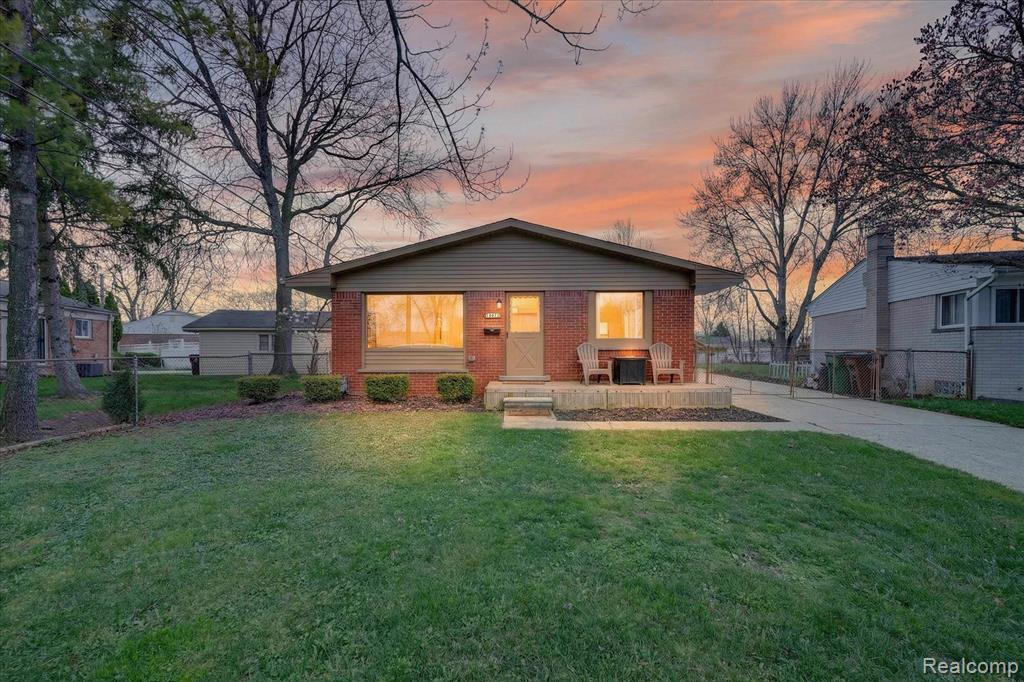 16672 Drake Street, Southgate, MI 48195 — front exterior