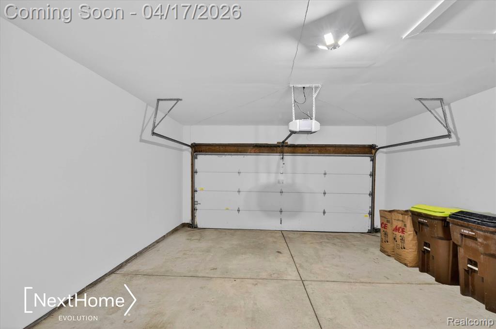 321 Oxford Court, Belleville, MI 48111 — Photo 28