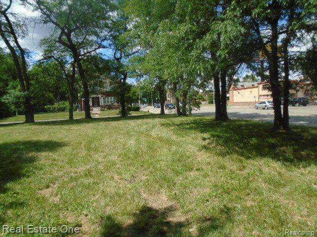 35 EDISON Street, Detroit, MI 48202 — Photo 14