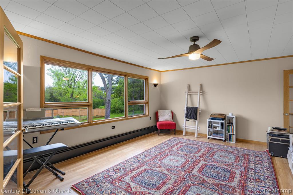 5590 VREELAND Road, Ann Arbor, MI 48105 — Photo 11