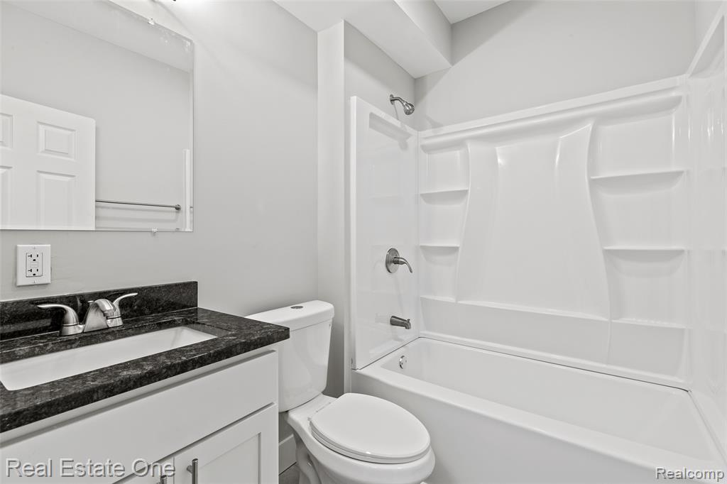 2282 Belvidere Street, Detroit, MI 48214 — Photo 12
