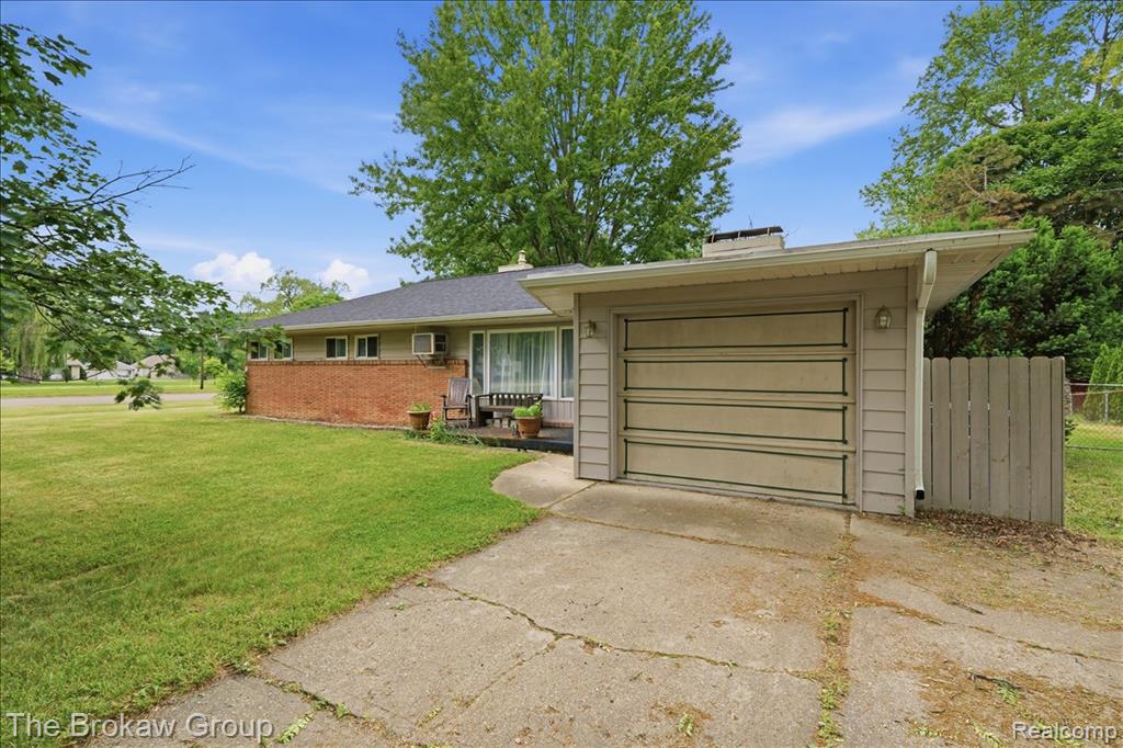603 E Chelsea Circle, Davison, MI 48423 — Photo 8