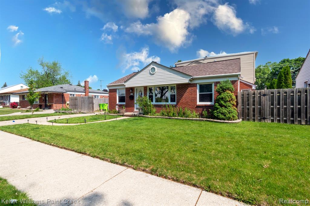 7359 McKinley, Center Line, MI 48015 — Photo 2