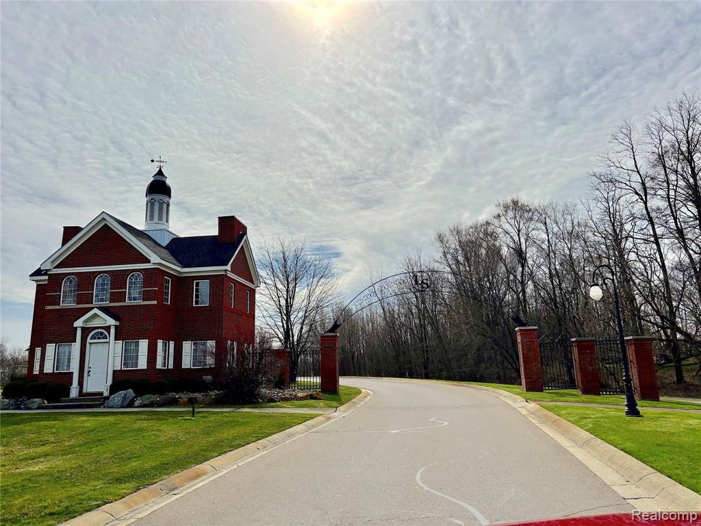 4448 Ford Avenue, Linden, MI 48451 — Photo 4