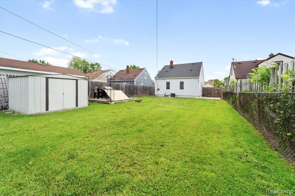6880 Ziegler Street, Taylor, MI 48180 — Photo 23