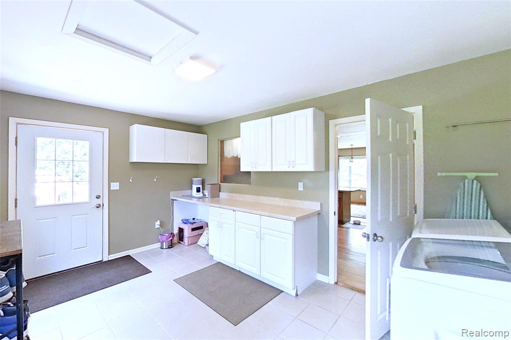 9100 Mayfred Drive, Pinckney, MI 48169 — Photo 20