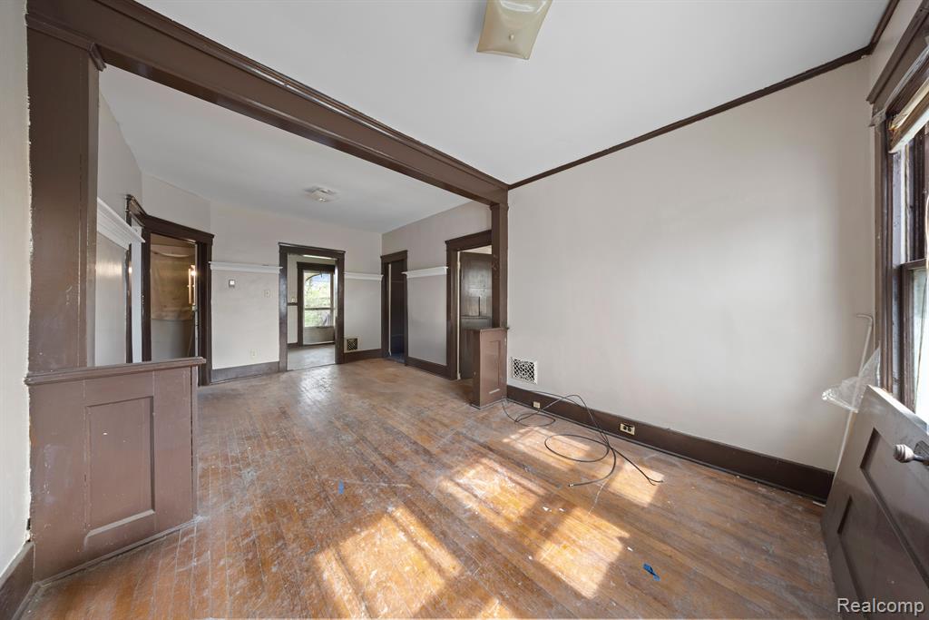 7334 WILDEMERE Street, Detroit, MI 48206 — Photo 28
