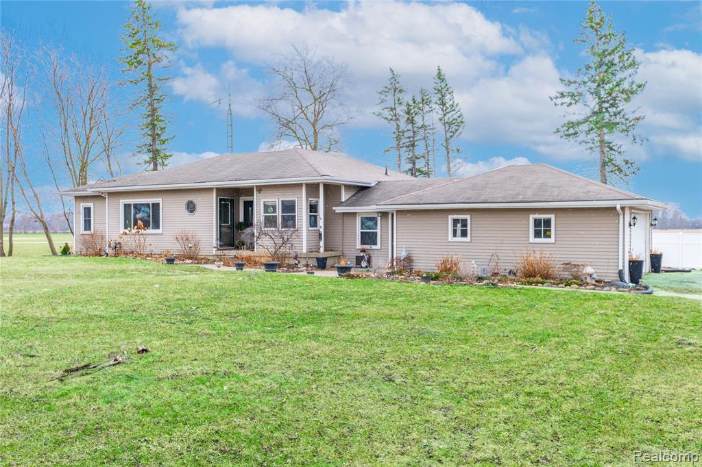 2375 W Mount Morris Road, Mount Morris, MI 48458 — Photo 28
