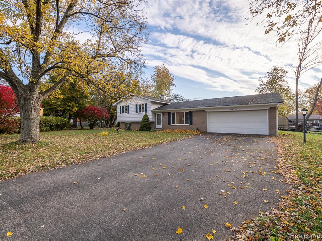 3245 Brookview Court, Adrian, MI 49221 — front exterior