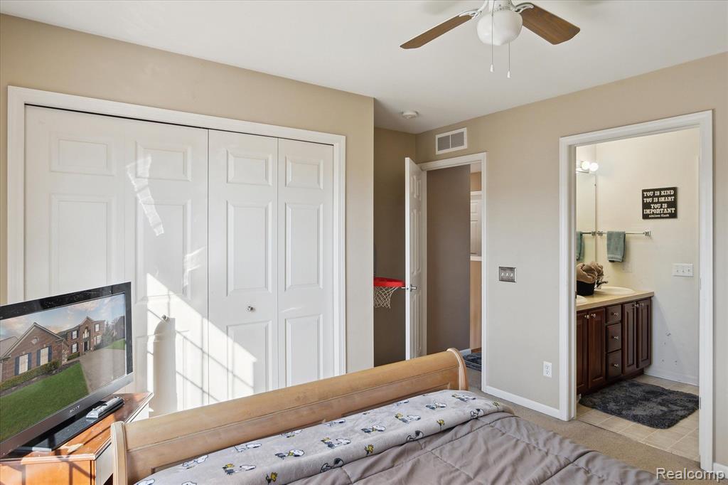 8695 INDIGO Lane, Ypsilanti, MI 48197 — Photo 34