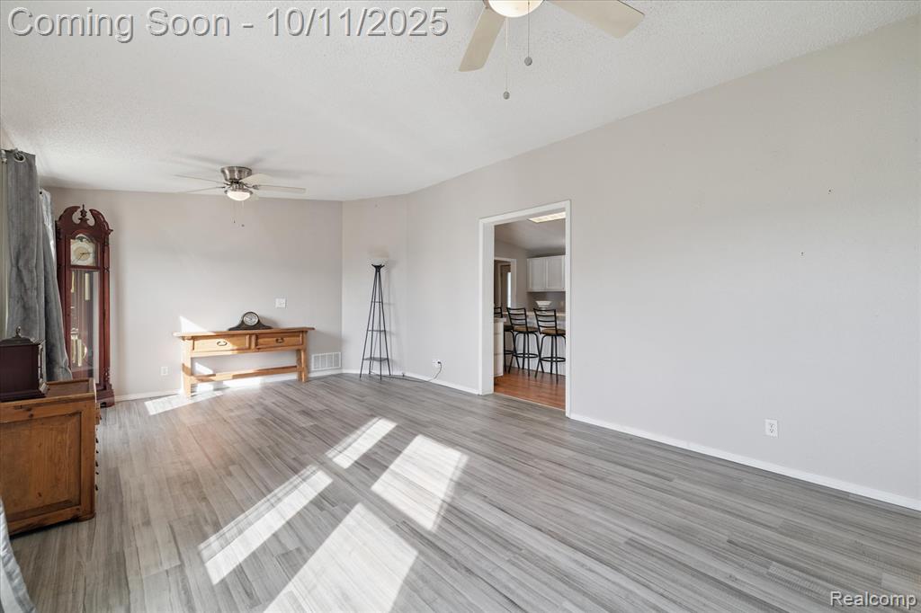 8168 Morrish Road, Swartz Creek, MI 48473 — Photo 13