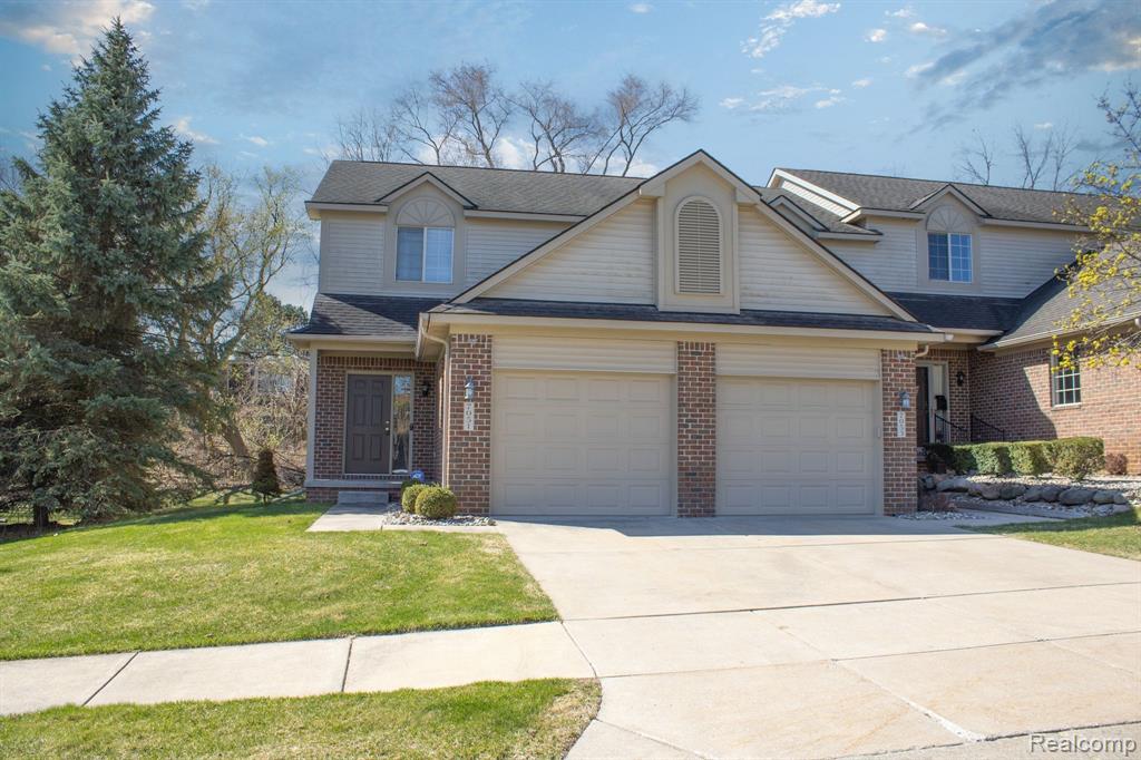 7051 MAGNOLIA Lane, Waterford, MI 48327 — Photo 3