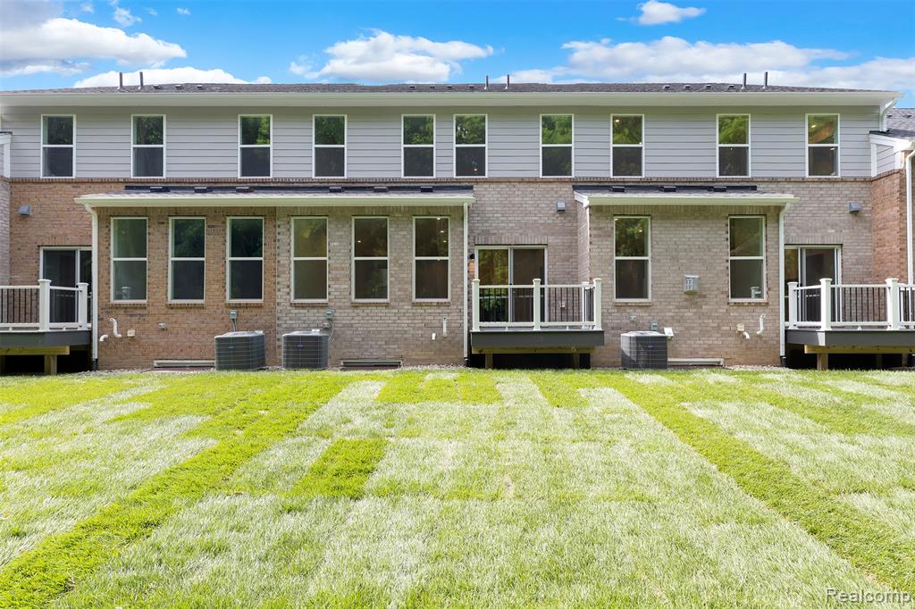 49530 Coldwater Ridge Drive, Northville, MI 48168 — Photo 50