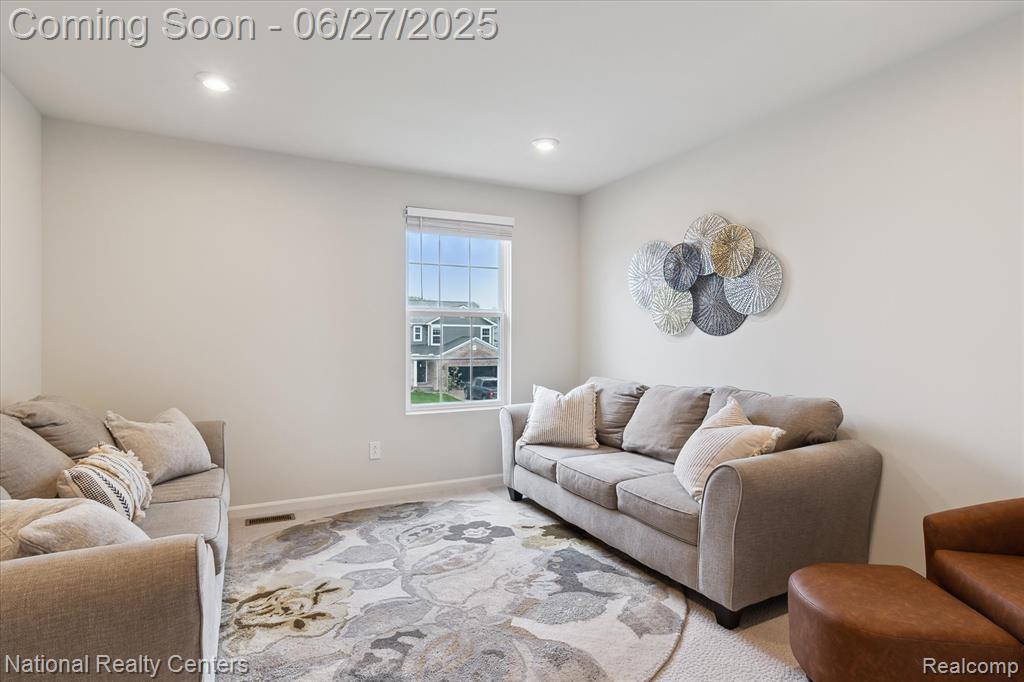 5241 Marie Lane, Sterling Heights, MI 48310 — Photo 34