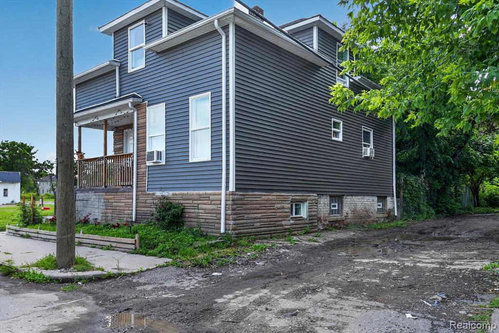 6141 Hazlett Street, Detroit, MI 48210 — Photo 3
