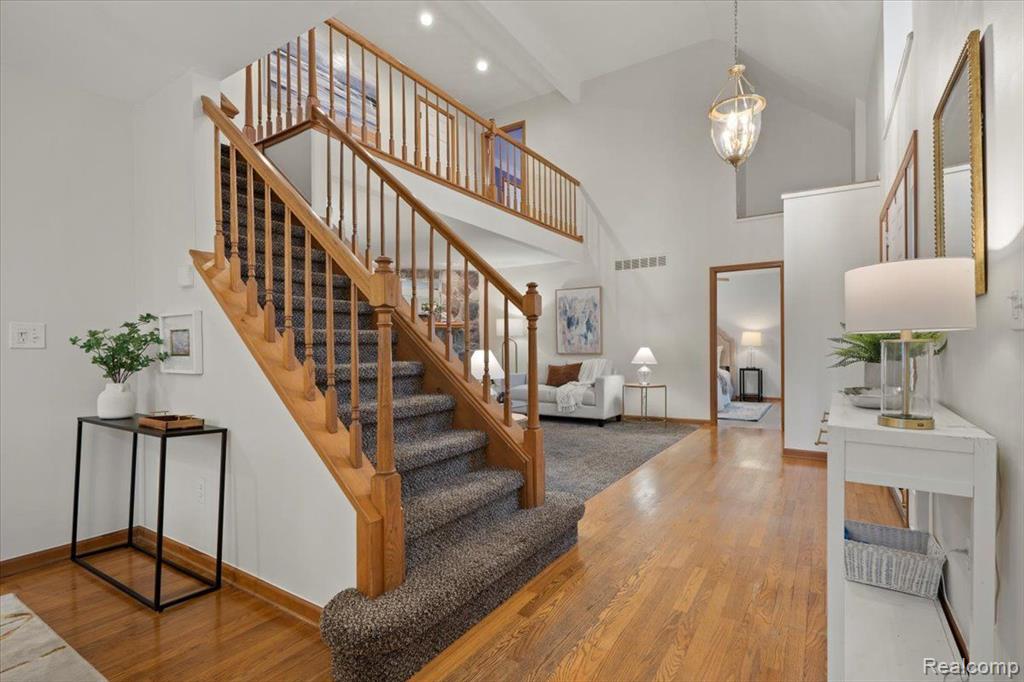 845 Rowlinson Lane, Ortonville, MI 48462 — Photo 12