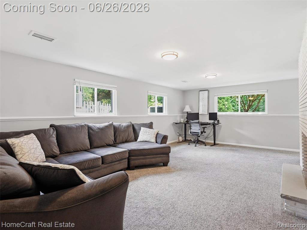 42047 CLEMONS Drive, Plymouth, MI 48170 — Photo 19