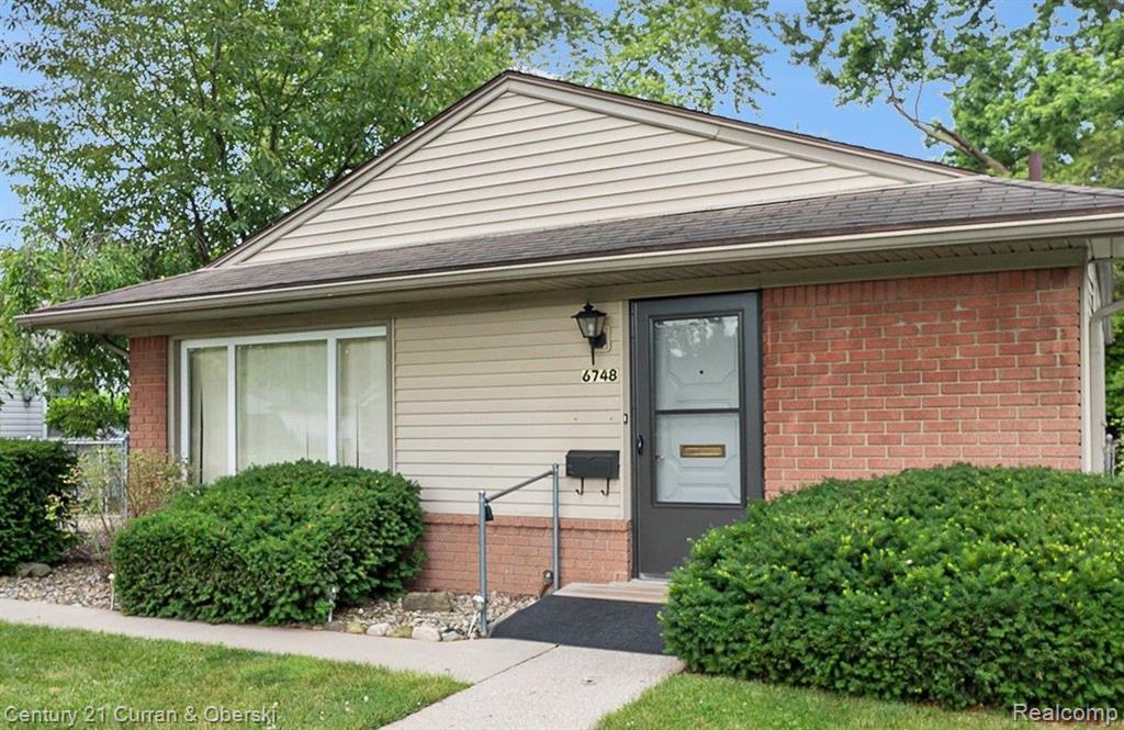 6748 MERRICK Street, Taylor, MI 48180 — Photo 2