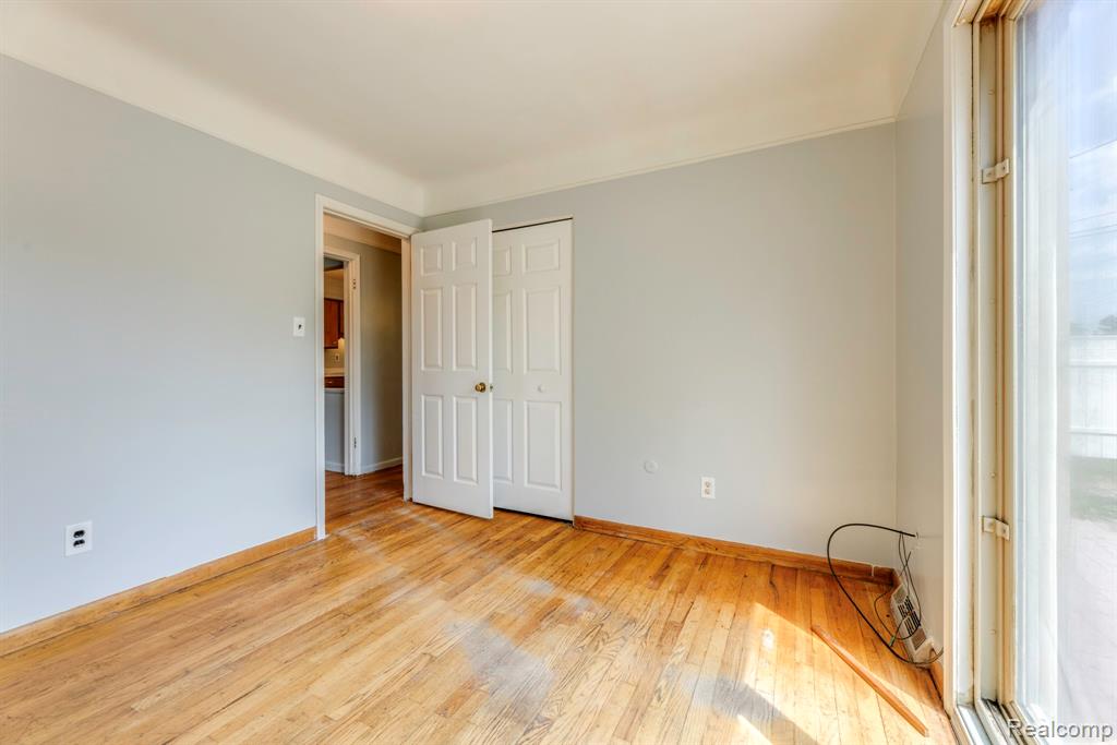 8571 Linda Street, Warren, MI 48093 — Photo 19
