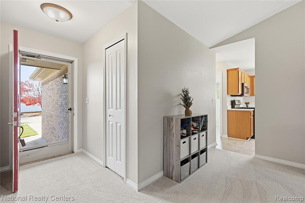 50049 Dove Lane, Chesterfield, MI — Photo 20