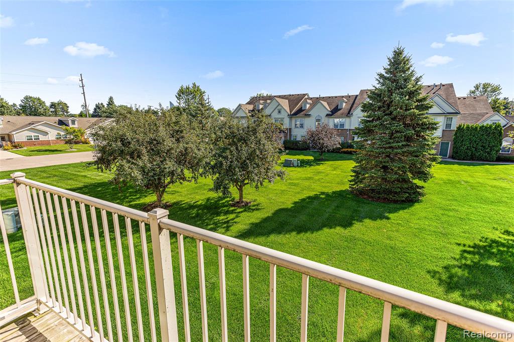 5201 Widgeon Lane, Walled Lake, MI 48390 — Photo 28