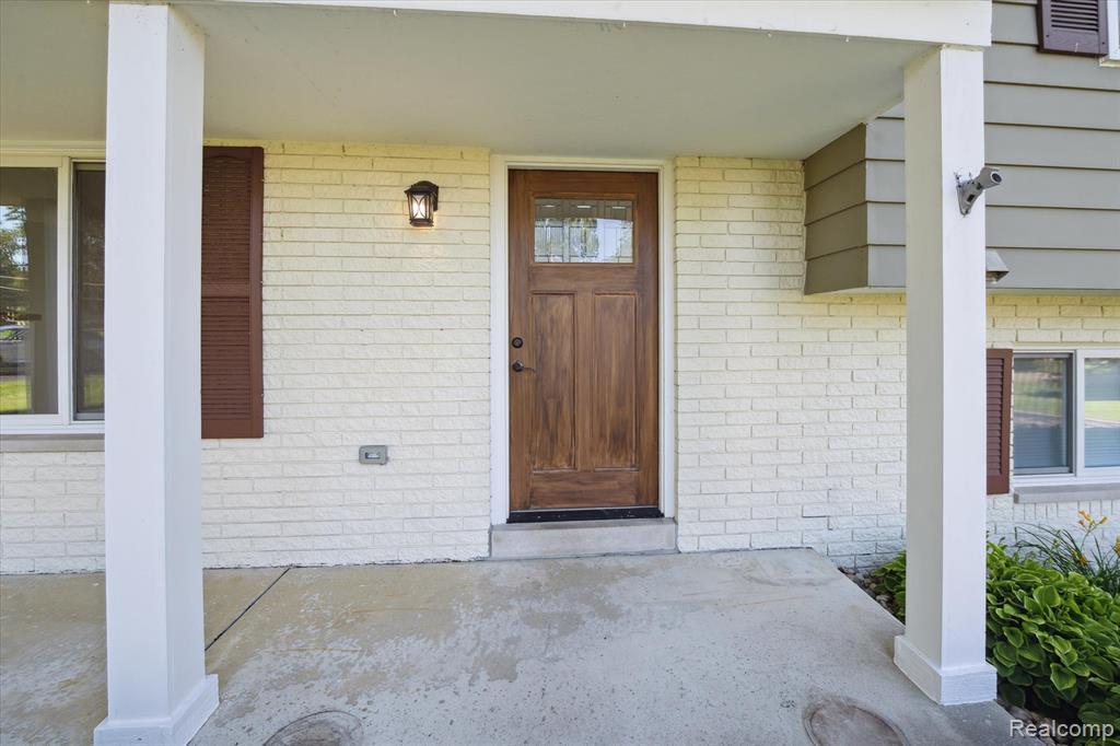 5100 Surfwood Drive, Commerce Twp, MI 48382 — Photo 5