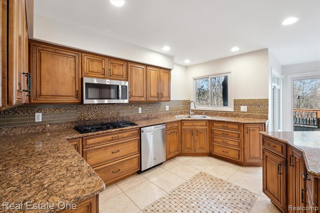 5363 HIGH COURT Way, West Bloomfield, MI 48323 — Photo 13