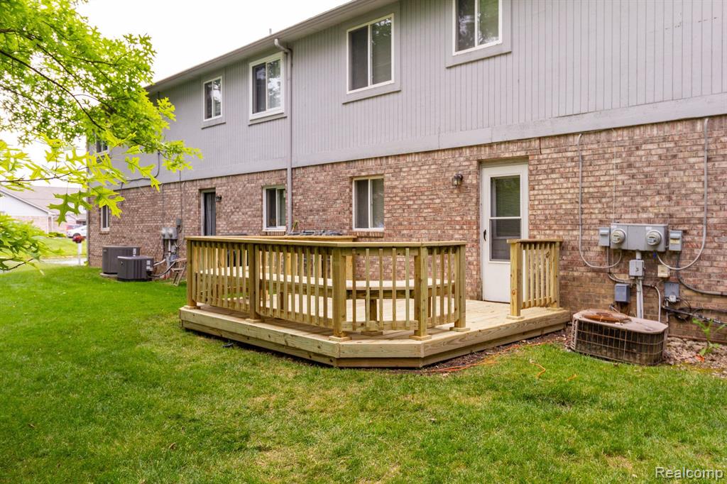 23278 Stromp Court, Trenton, MI 48183 — Photo 3