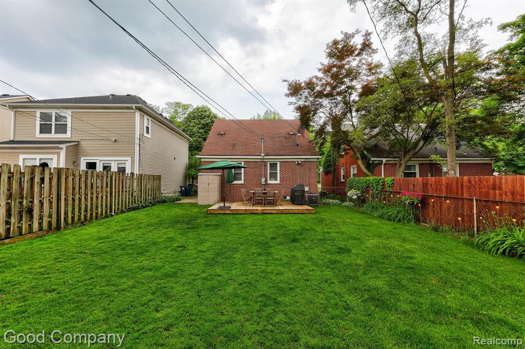 605 HELENE Avenue, Royal Oak, MI 48067 — Photo 43